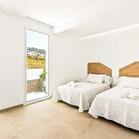 Felix Dos - By Apricus Holidays Hotel Nerja